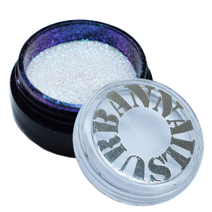 Poudre Aurora Pigment 5 d’Urban Nails, pigment chrome effet aurora à reflets changeants appliqué sur gel polish foncé