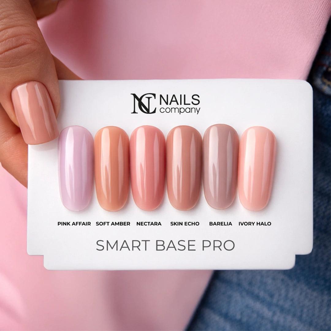 Collection Smart Base Pro Nails Company avec palette de tips et toutes les couleurs visibles.