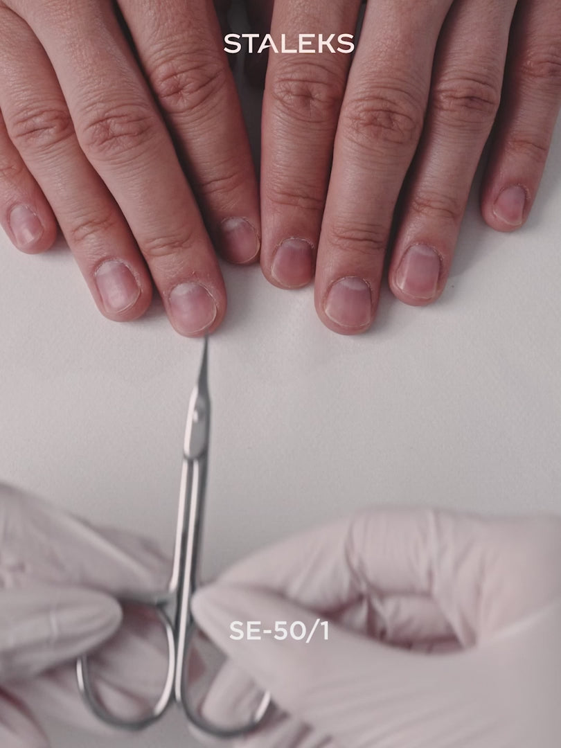 Démonstration des ciseaux à cuticules Staleks Expert 50 Type 1