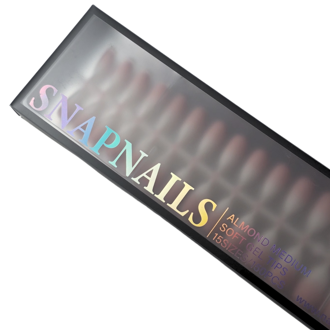 Boite SnapNails Almond Nude & Baby Boomer Nails By Tracy avec capsules all in one visibles à l’intérieur.