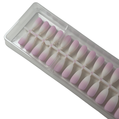 SnapNails Almond Pink & Baby Boomer Nails By Tracy boite ouverte avec capsules visibles.