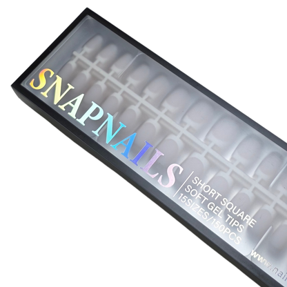 Boîte SnapNails Square Milky White & White de Nails By Tracy contenant les capsules all in one prêtes à l’application