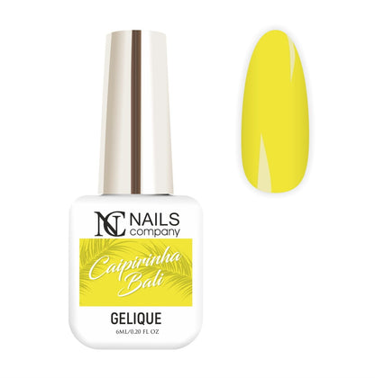 Vernis semi permanent Caipirinha Bali Nails Company jaune néon présenté avec tip de la collection Tropical Madness.