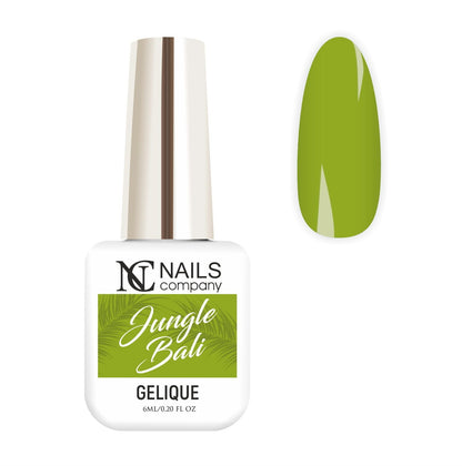Vernis semi permanent Jungle Bali Nails Company vert tropical présenté avec tip de la collection Tropical Madness.