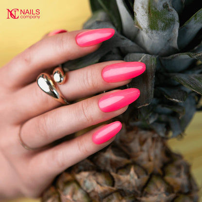 Manucure réalisée avec vernis semi permanent Princesita Nails Company rose clair sur les ongles.