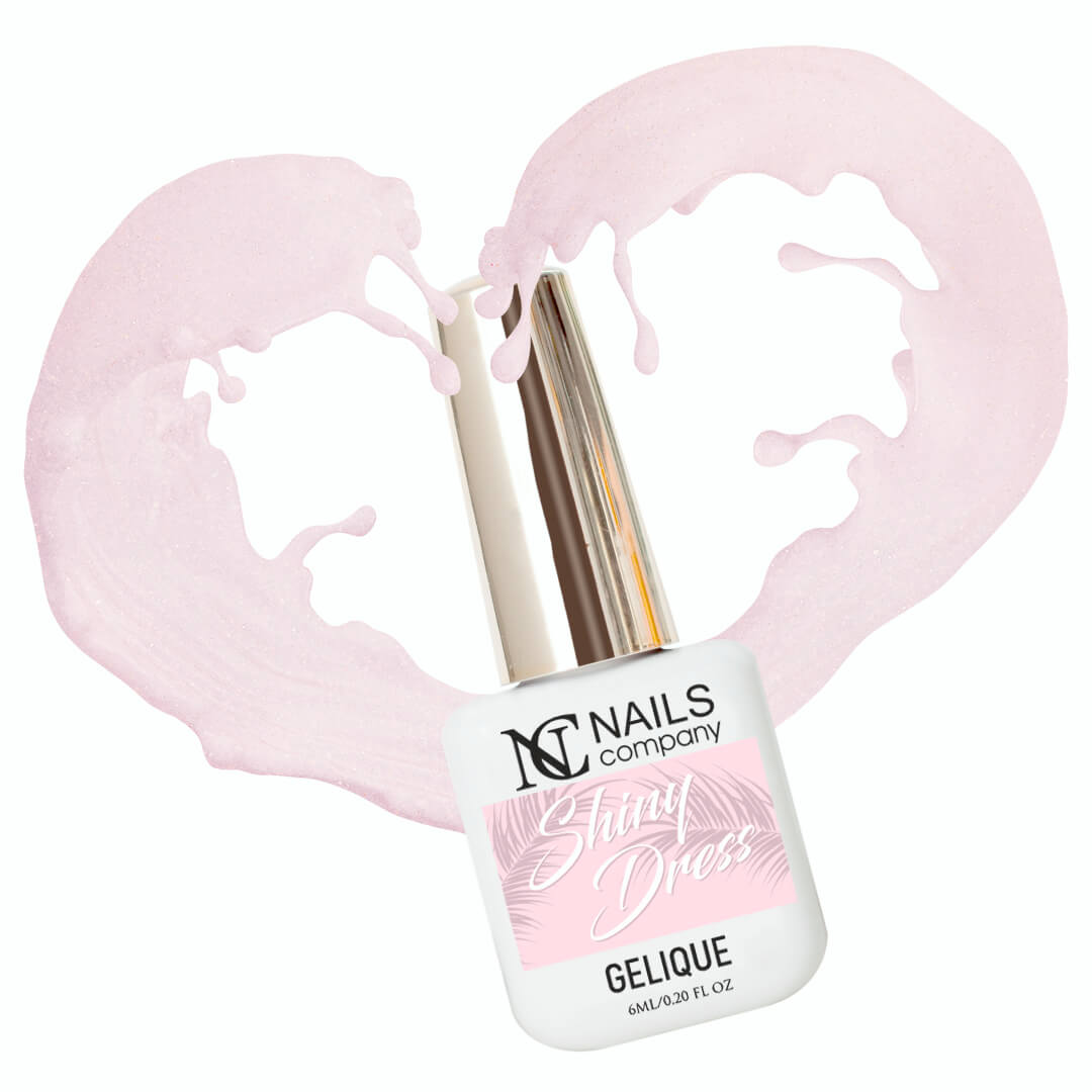 Flacon de vernis semi-permanent Shiny Dress de Nails Company, collection Boho Vibes, entouré d’un cœur de vernis rose