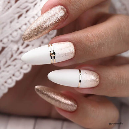 Manucure réalisée avec vernis semi permanent White Angel Nails Company blanc couvrant pour nail art.